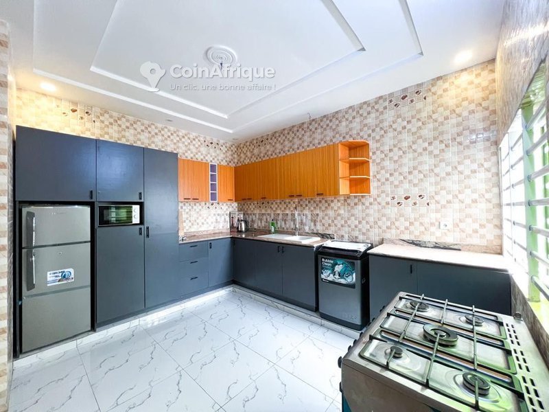 Appartement meublé de 4 pièces avec accès proche à la plage