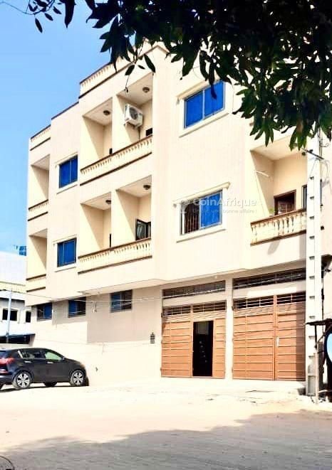 Appartement meublé de haut standing avec chambres autonomes et cuisine moderne