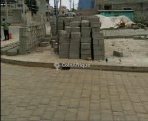 Terrain spacieux de 504 m² avec titre foncier et accès pavé