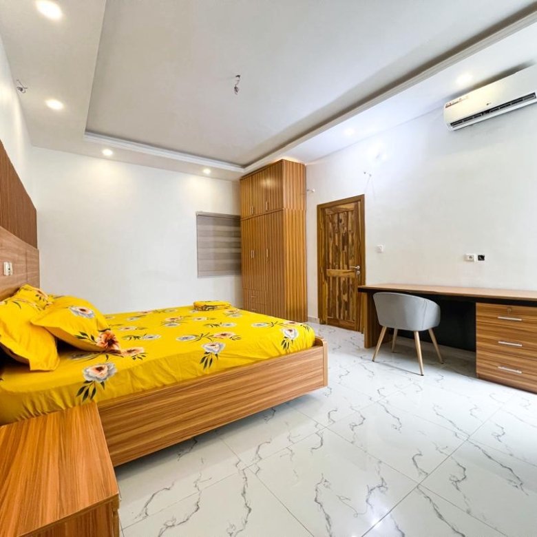 Appartement meublé de 3 pièces avec climatisation et garage