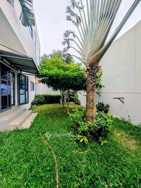 Villa duplex meublée avec mobilier haut de gamme et rooftop