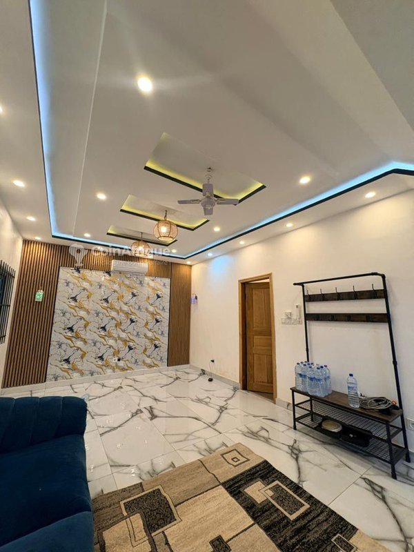 Villa luxueuse de 3 pièces avec piscine privée et espaces de détente