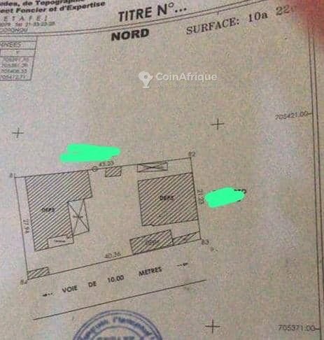 Terrain spacieux de 1022 m² à proximité immédiate du goudron