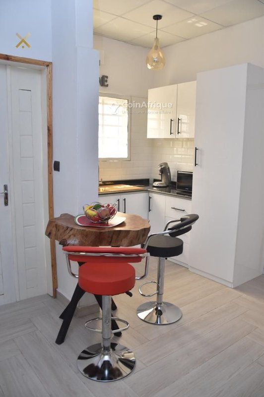 Appartement meublé de 3 pièces avec climatisation et services haut de gamme