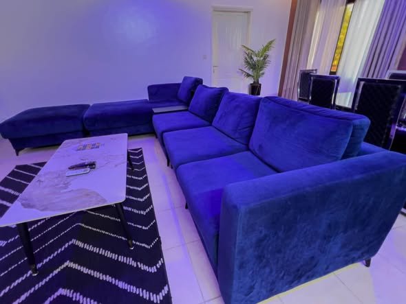 Villa luxueuse de 6 chambres avec vue directe sur la mer et équipements haut de gamme