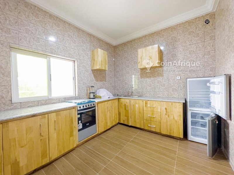 Appartement meublé de 3 pièces avec climatisation et salon ultra moderne