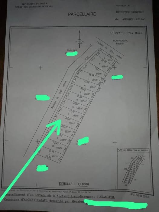 Terrain constructible de 400m² avec titre foncier en zone habitée et électrifiée
