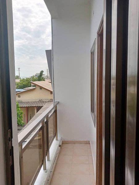 Appartement 2 pièces avec douches privatives et balcons spacieux