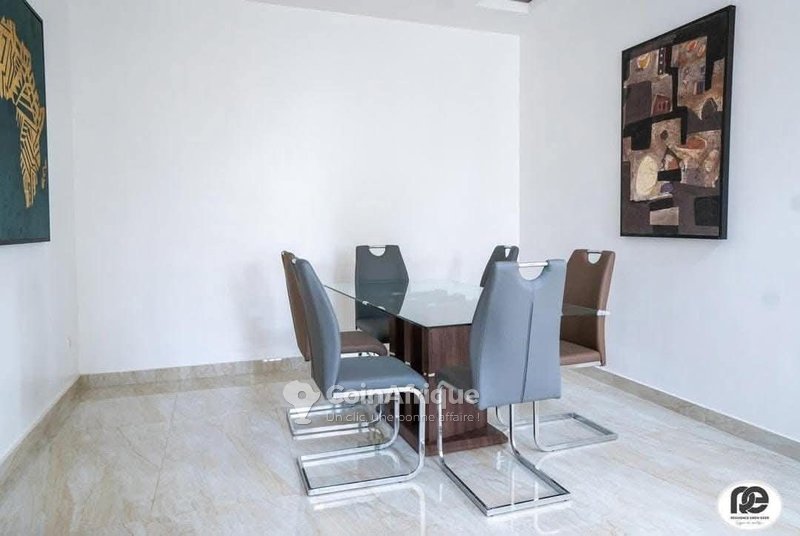 Appartement meublé duplex de 4 pièces avec piscine et vue panoramique sur mer