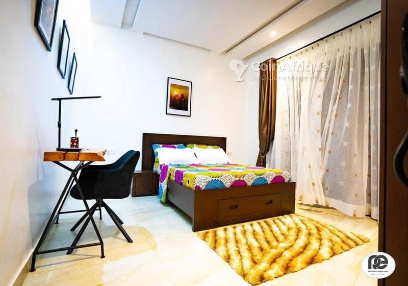 Appartement meublé duplex de 4 pièces avec piscine et vue panoramique sur mer