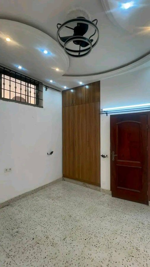 Appartement cosy d'une pièce avec climatisation et garage - Tranquillité et standing assurés