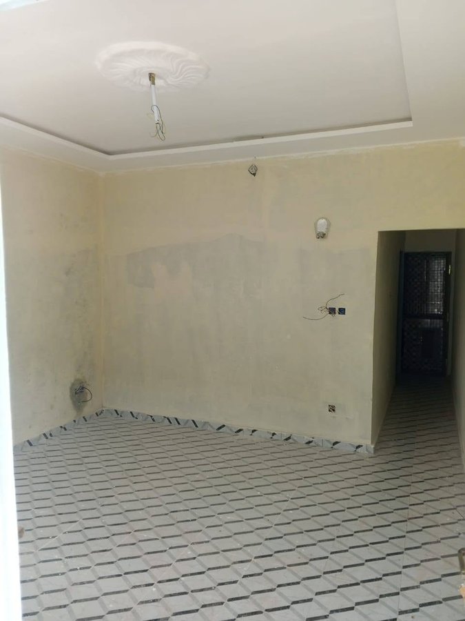 Appartement d'une pièce avec chambre sanitaire et salon moderne