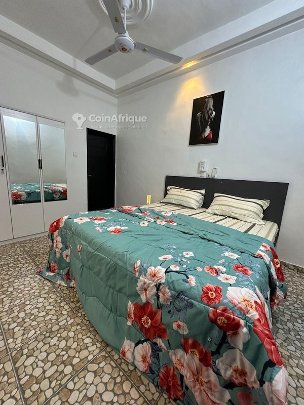 Appartement meublé 3 pièces avec climatisation et équipements haut de gamme