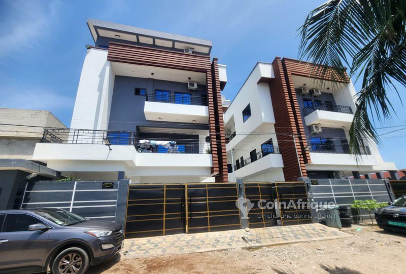Appartement meublé de 3 pièces avec terrasse et garage sécurisé à proximité de la plage