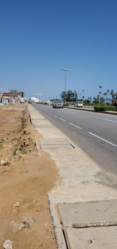 Terrain spacieux de 522 m² avec titre foncier personnel et levé topographique