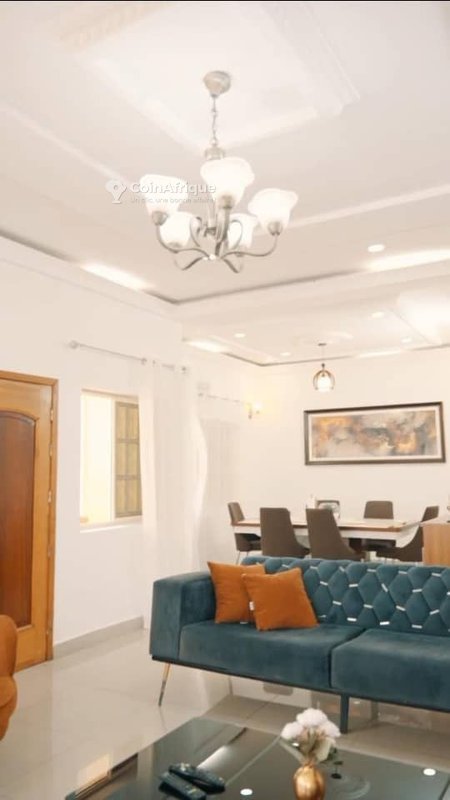Appartement meublé de 5 pièces avec terrasse et vue imprenable