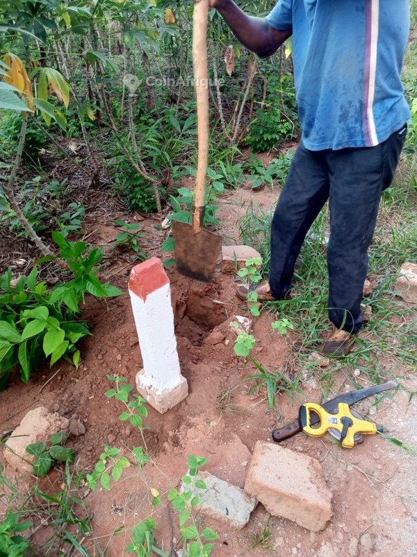 Terrain spacieux de 350 m² avec titre foncier – Idéal pour résidence haut de gamme