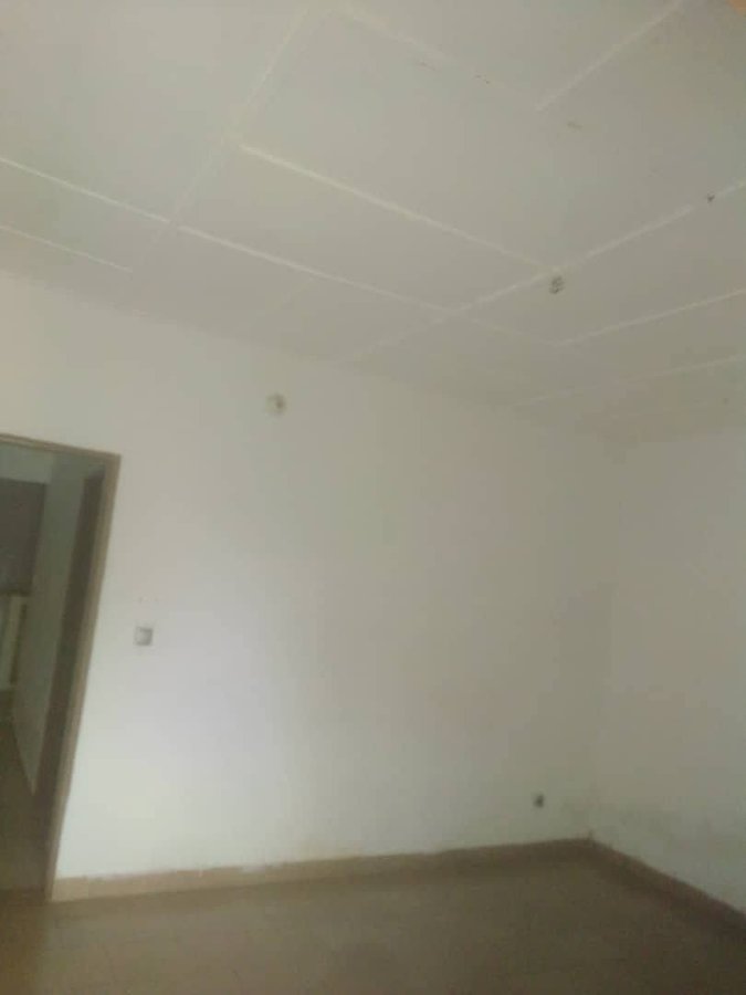 Appartement cosy d'une pièce avec terrasse et équipements modernes