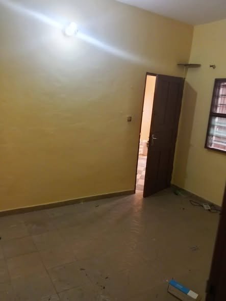 Location charmante de type Autres avec 2 chambres et garage spacieux