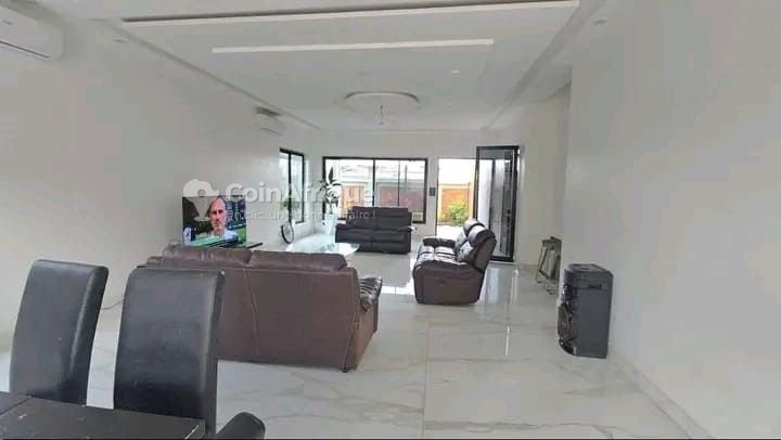 Vente d'une villa R+2