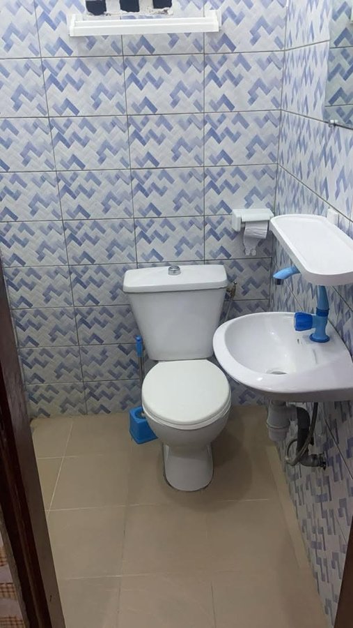 Appartement meublé d'une pièce avec climatisation et équipements modernes