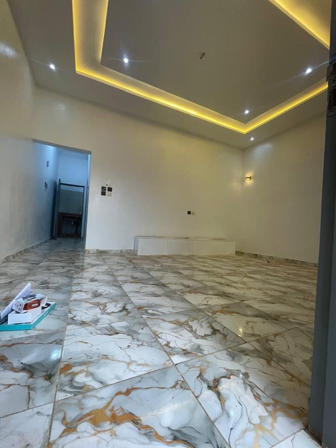 Appartement neuf d'une pièce avec équipements modernes et accès véhicule