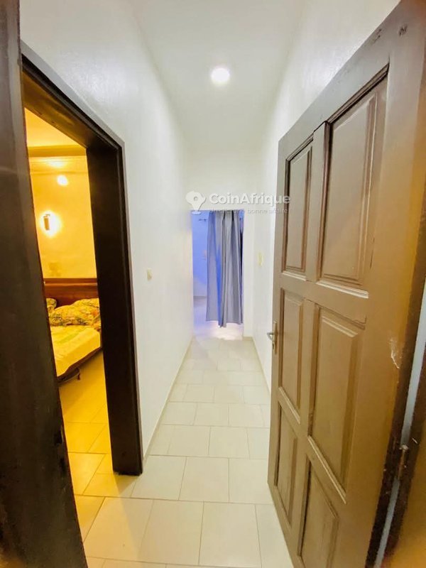 Appartement meublé d'une pièce avec équipements modernes