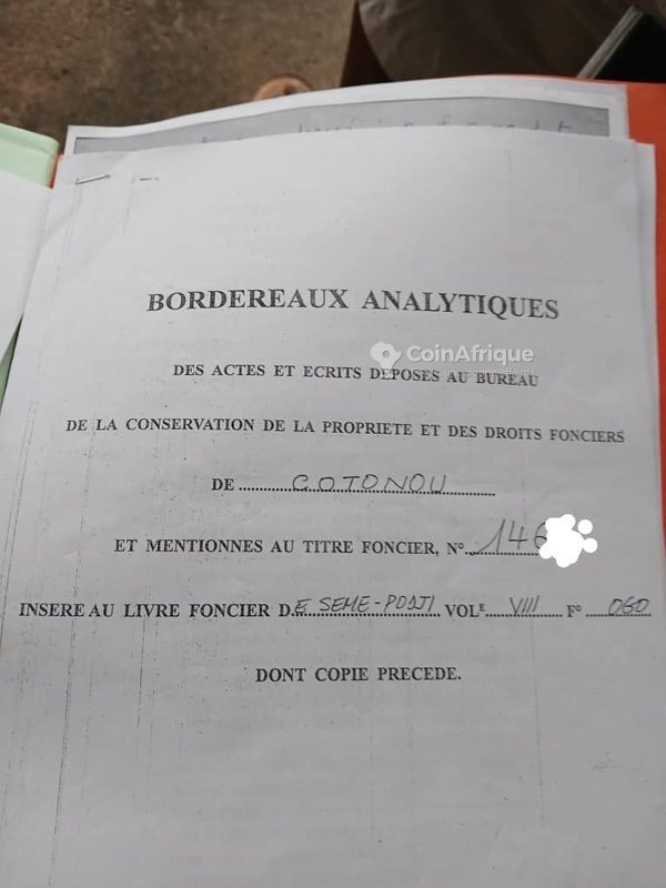 Terrain exceptionnel de 7465 m² avec titre foncier personnel en angle de rue stratégique