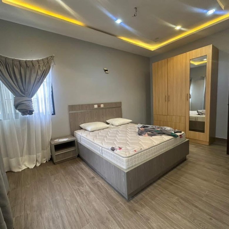 Villa moderne meublée avec 4 chambres et titre foncier