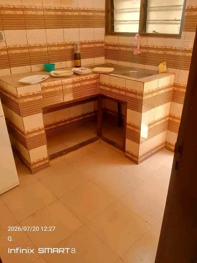 Appartement spacieux de 3 pièces avec entrée personnelle et commodités modernes
