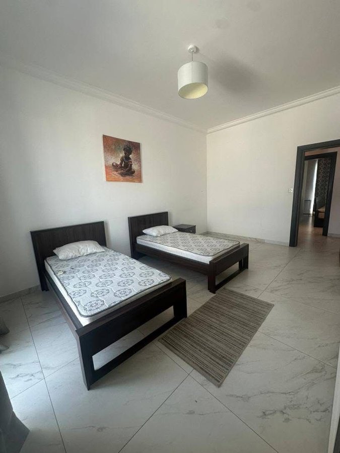 Appartement meublé 3 pièces avec grande terrasse et vue sur mer