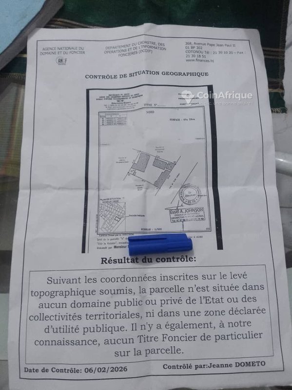 Terrain spacieux de 759 m² idéalement situé près des commodités