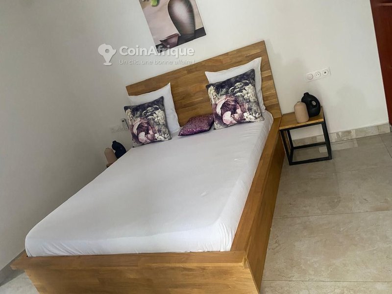 Appartement meublé de 2 pièces avec commodités modernes et services gratuits