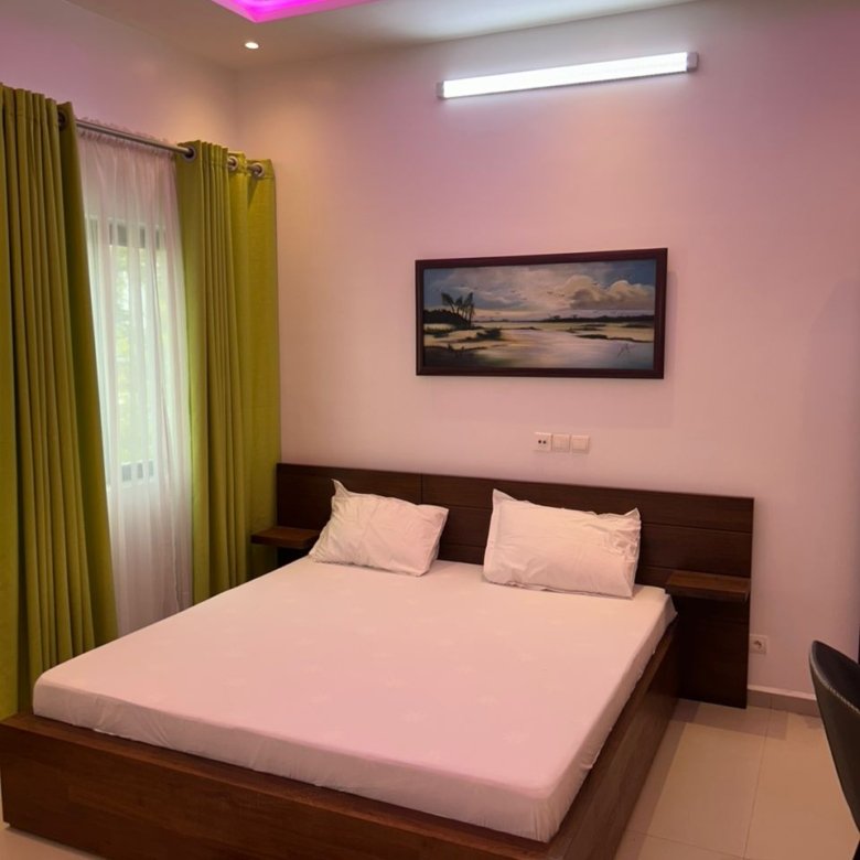 Appartement meublé 2 pièces avec services inclus et proximité plage