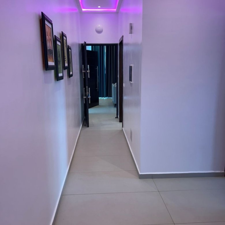 Appartement meublé 2 pièces avec services inclus et proximité plage