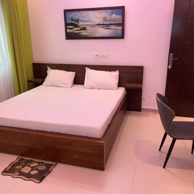 Appartement meublé 2 pièces avec services inclus et proximité plage