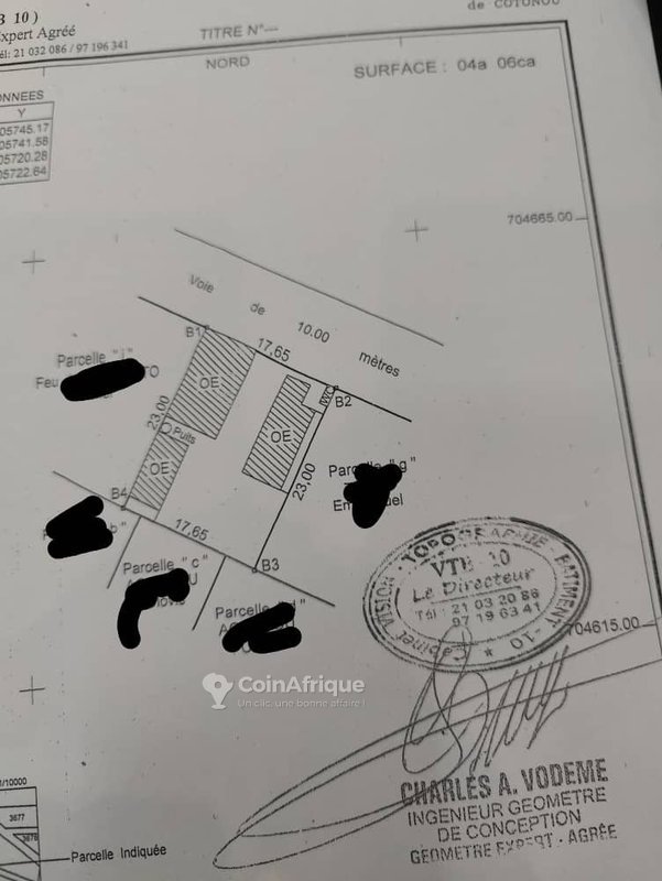 Terrain spacieux de 400 m² avec 7 chambres et installations complètes