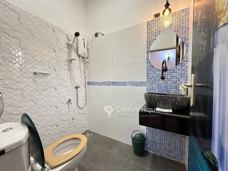 Appartement meublé d'une pièce avec services inclus et commodités modernes