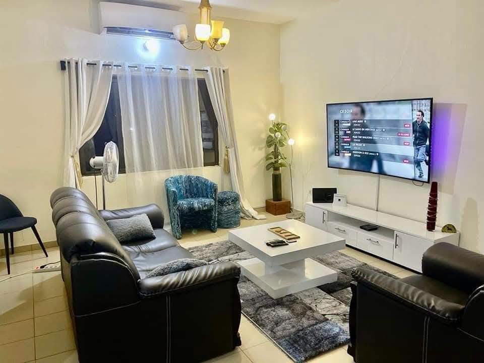 Appartement de standing 2 pièces avec climatisation et équipements haut de gamme