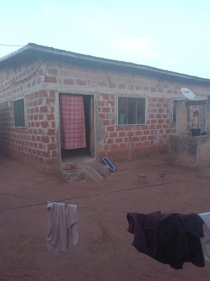 Maison spacieuse de 2 pièces avec installations complètes et emplacement stratégique