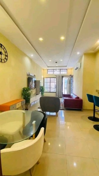Appartement meublé 2 pièces avec climatisation et équipements haut de gamme