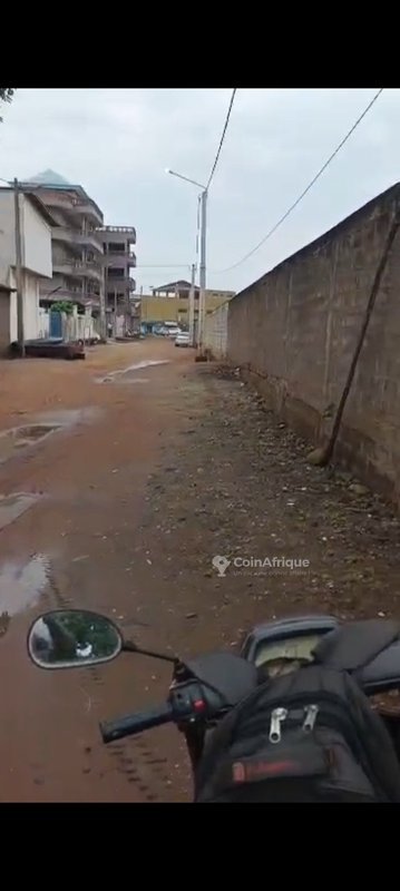 Terrain exceptionnel de 6 parcelles clôturées avec titre foncier personnel