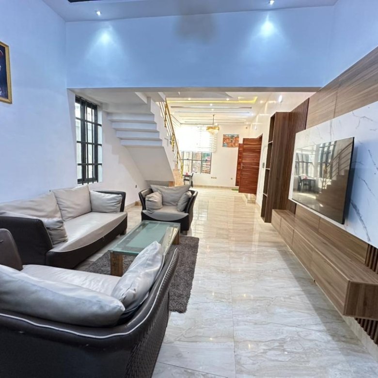Villa luxueuse de 7 pièces avec vue sur mer et nouvelle construction