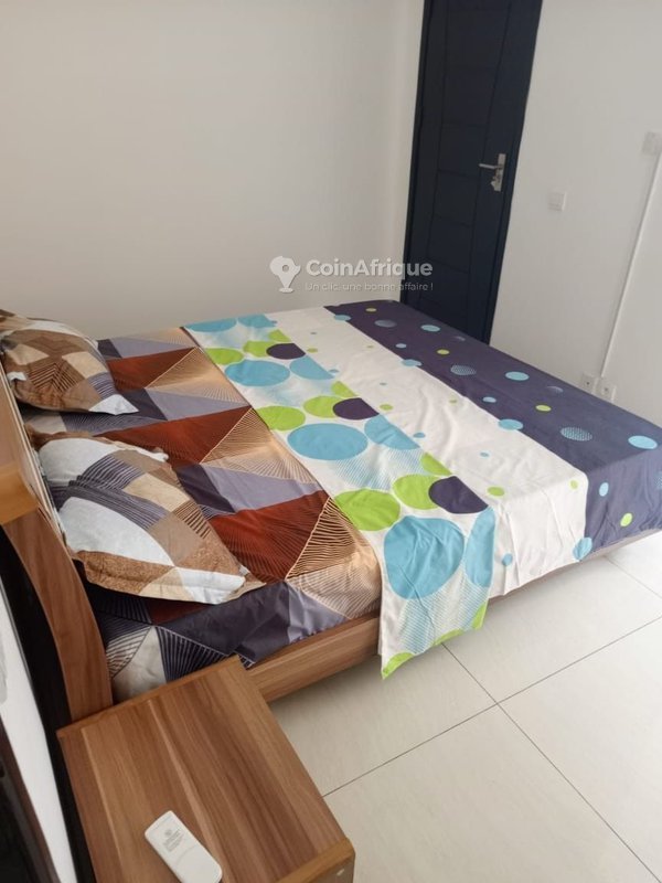 Villa duplex meublée de 5 chambres avec grande terrasse et espace vert