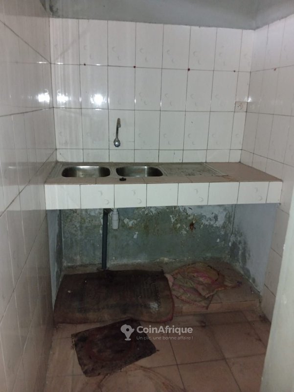 Appartement meublé avec entrée personnelle et accès véhicule en rez-de-chaussée