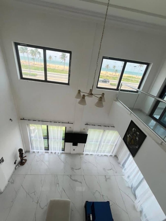 Villa luxueuse de 4 pièces avec jardin, terrasse et vue sur mer