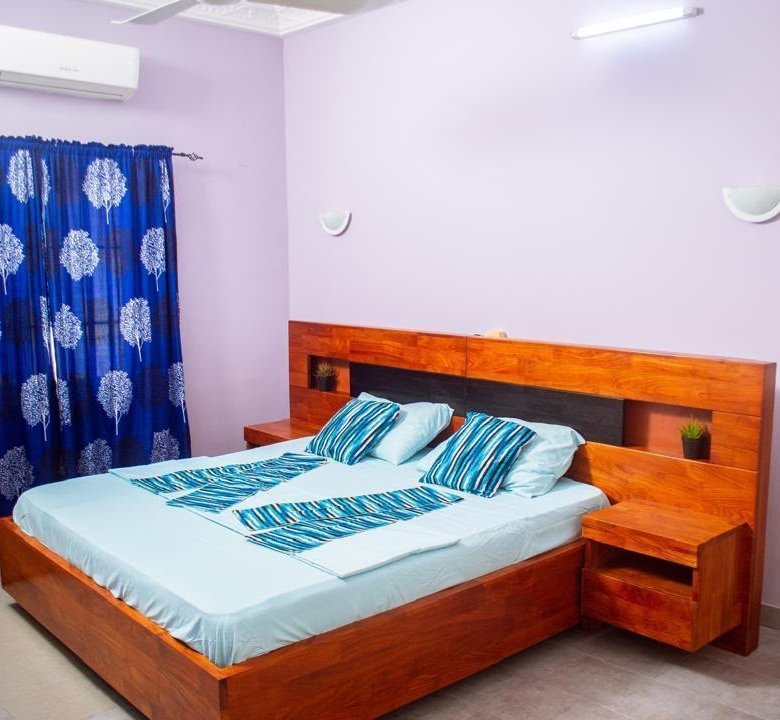 Villa luxueuse de 3 pièces meublée avec gardiennage jour et nuit
