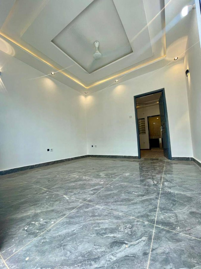 Appartement moderne d'une chambre avec cuisine équipée et finitions haut de gamme
