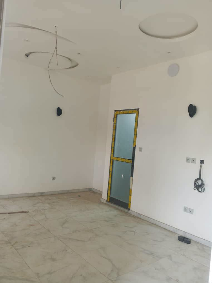 Appartement Duplex Haut Standing avec Climatisation Intégrale et Terrasse