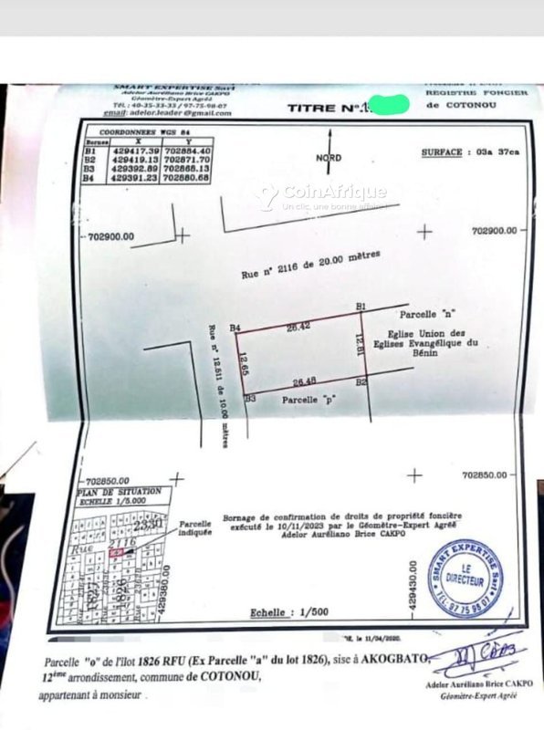Terrain en angle de rue avec titre foncier et levé topographique
